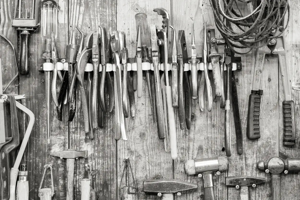 Zangensammlung mit Wandhalterung Produktion Speck Gear