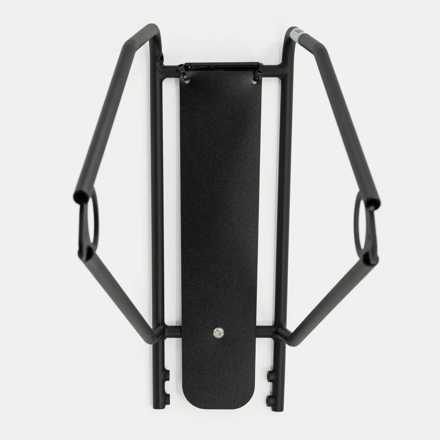 V-Rack von unten mit Mudguard montiert