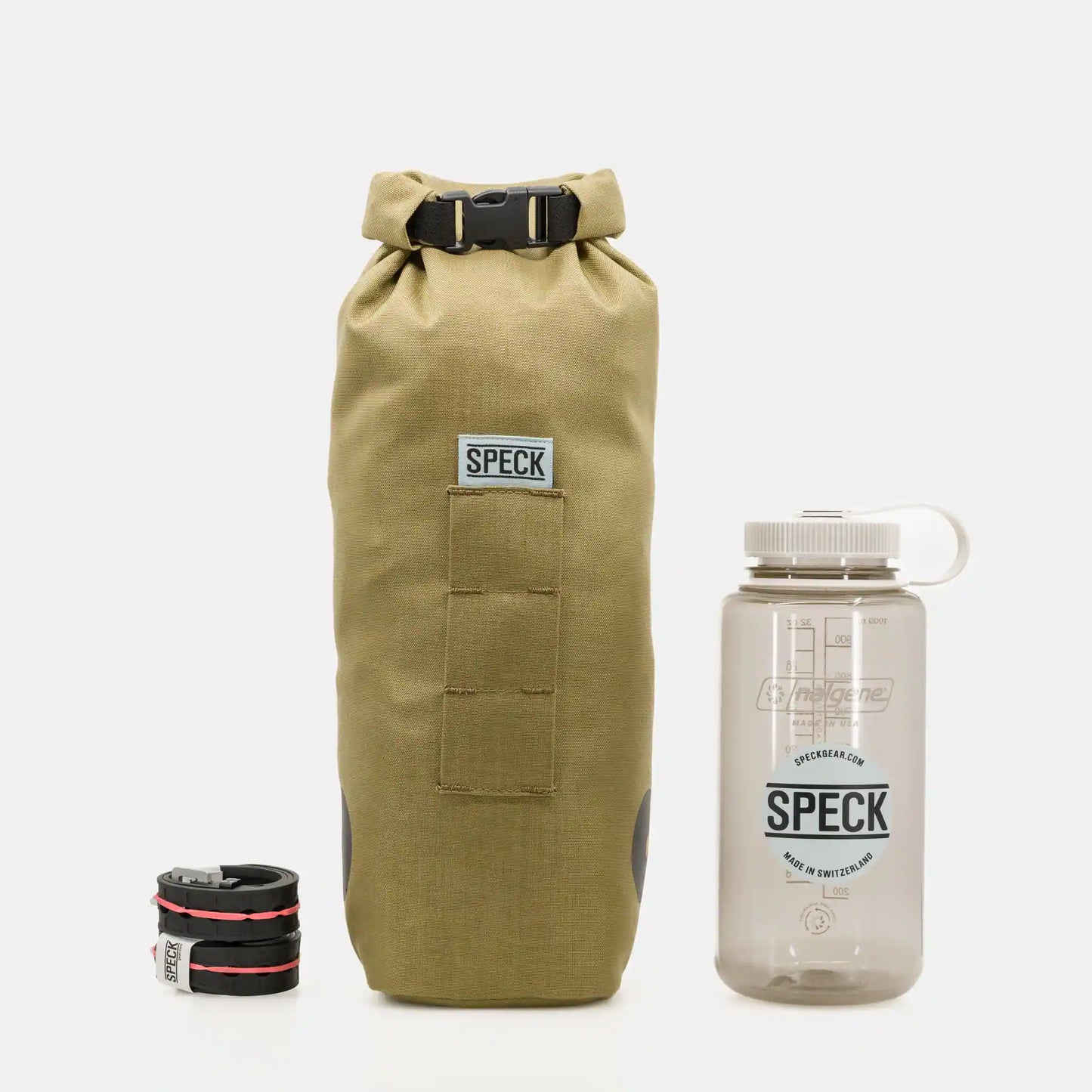 Speck Gear Gabel Tasche in Ingwer – Bikepacking Fork Pack frontal mit zwei Strap für die Befestigung an einem Cargo Cage und einer 1L Nalgene Flasche